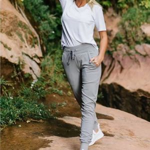 ZYIA Acsend Joggers Grey Size Large